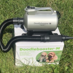Doodlebooster M waterblazer nu met gratis wasschort ( art.nr: 13005)